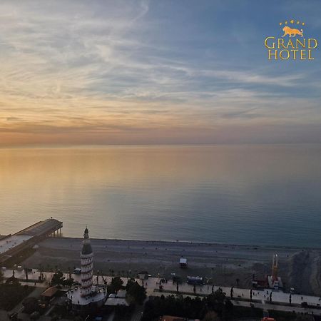 Grand Hotel ☆ Orbi City Batumi Exterior photo