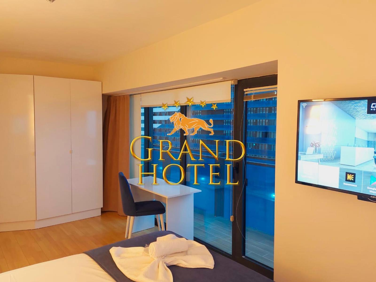 Grand Hotel ☆ Orbi City Batumi Exterior photo
