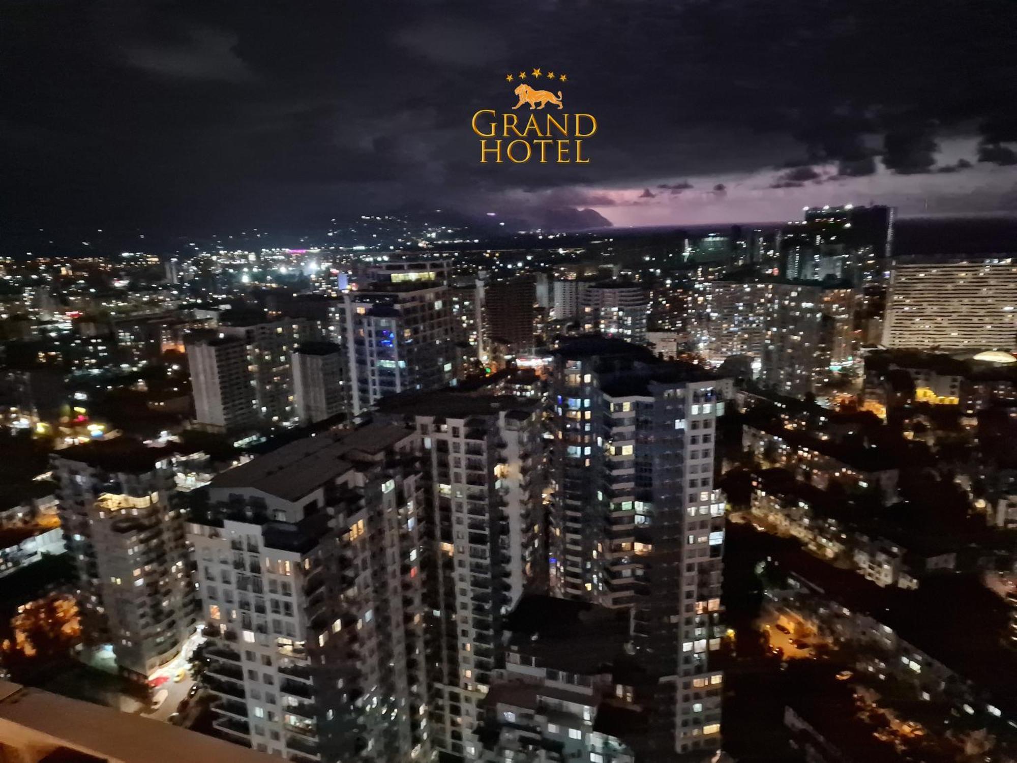 Grand Hotel ☆ Orbi City Batumi Exterior photo